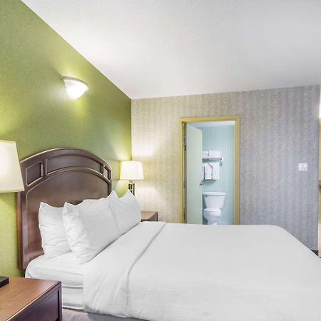 Clarion Hotel & Conference Centre Sherwood Park Dış mekan fotoğraf