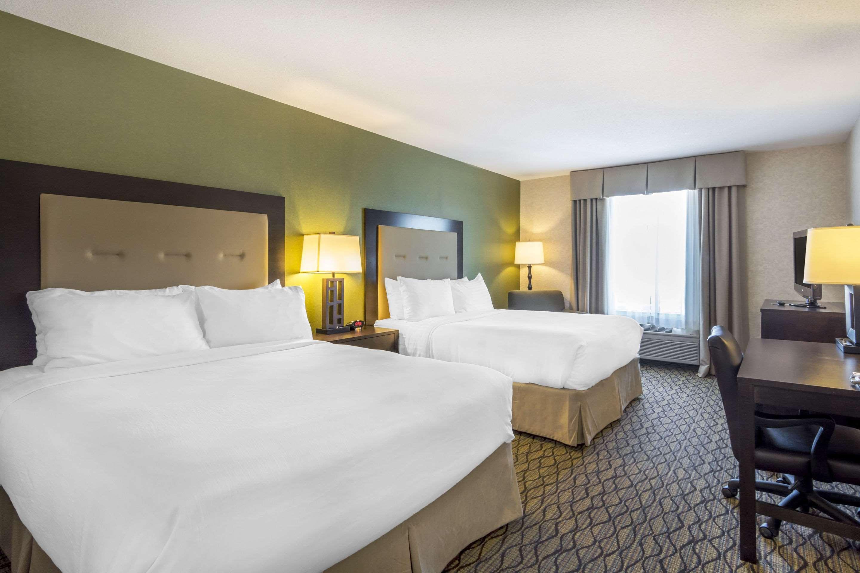 Clarion Hotel & Conference Centre Sherwood Park Dış mekan fotoğraf