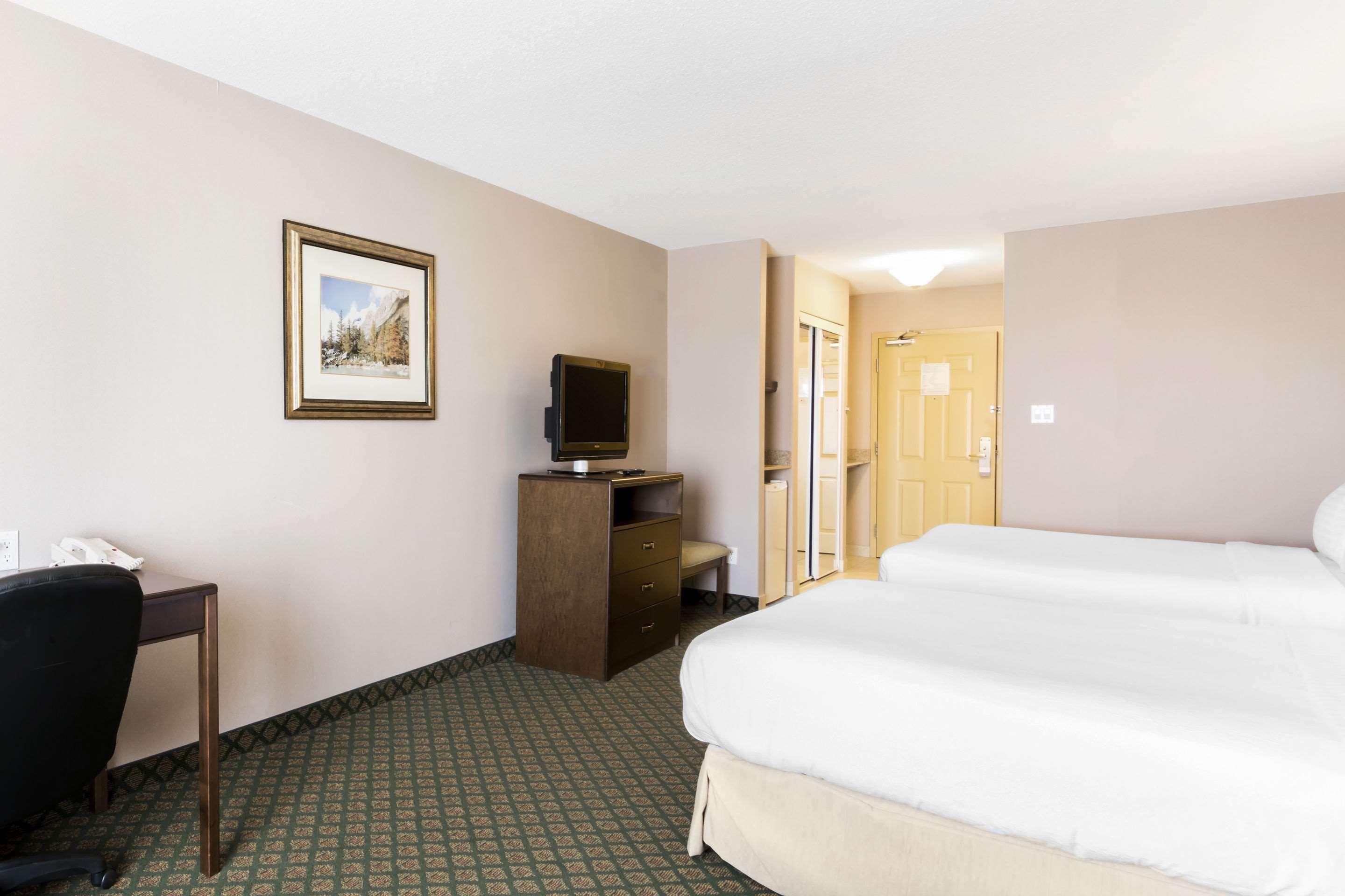 Clarion Hotel & Conference Centre Sherwood Park Dış mekan fotoğraf