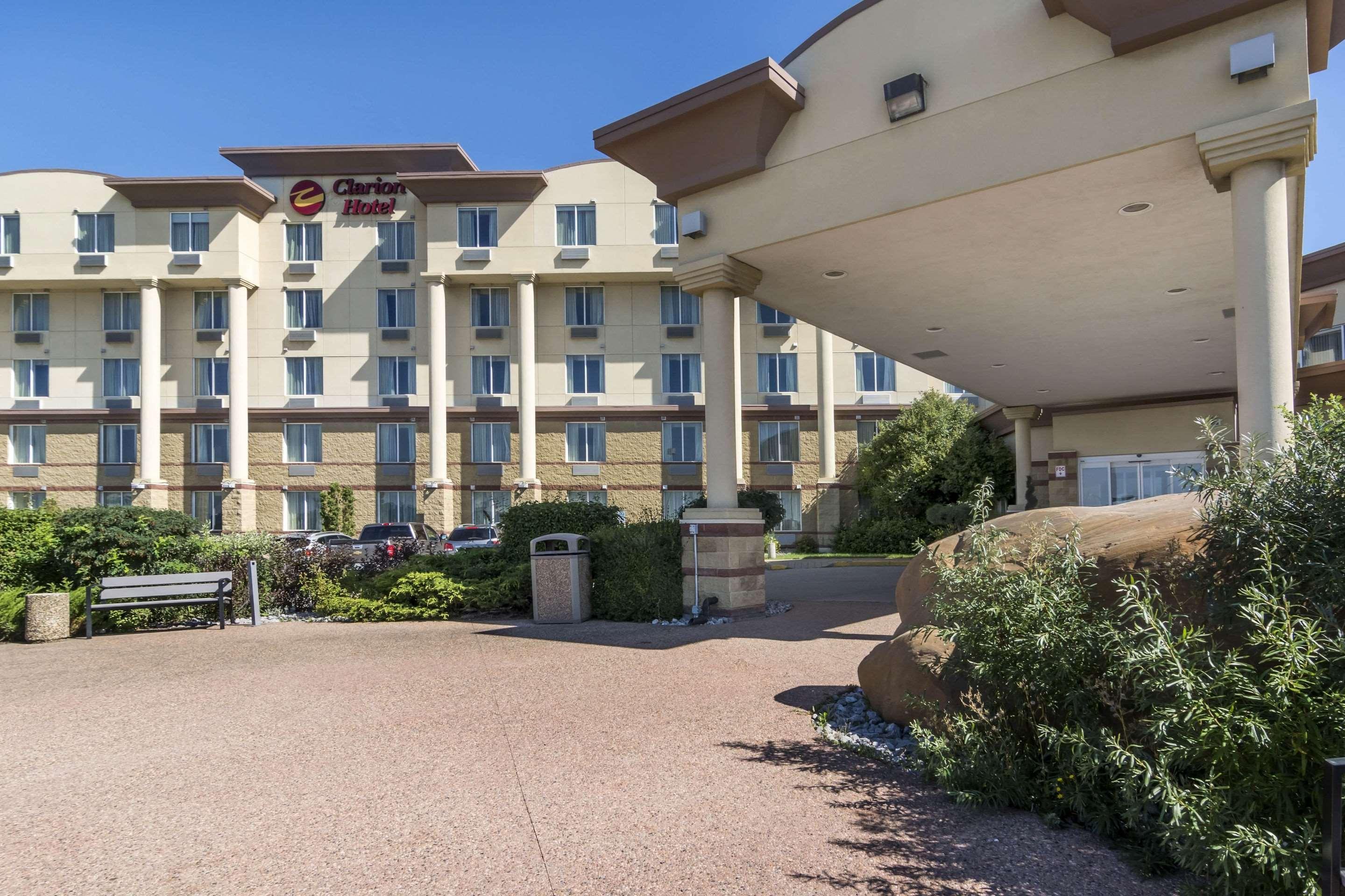 Clarion Hotel & Conference Centre Sherwood Park Dış mekan fotoğraf