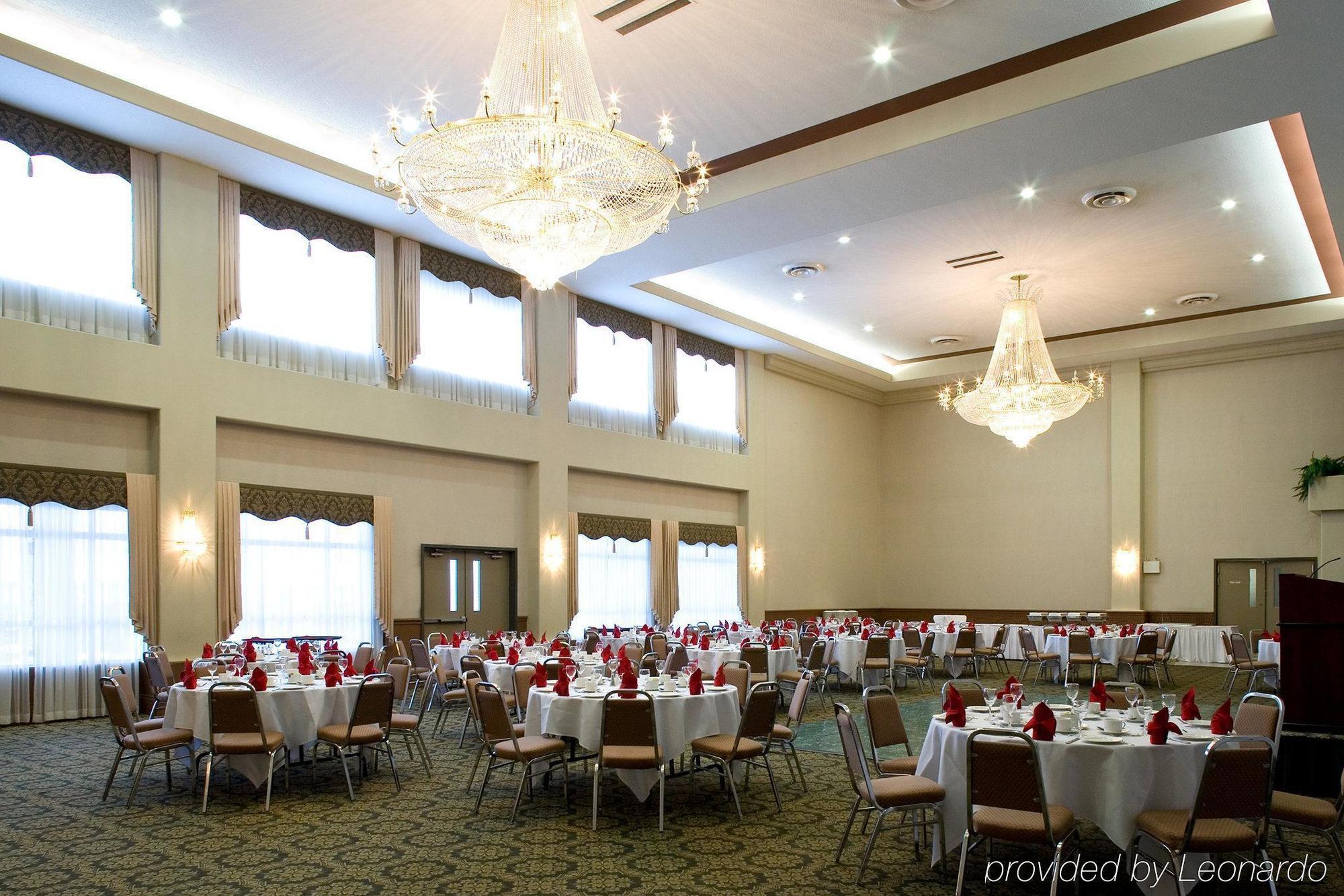 Clarion Hotel & Conference Centre Sherwood Park Restoran fotoğraf